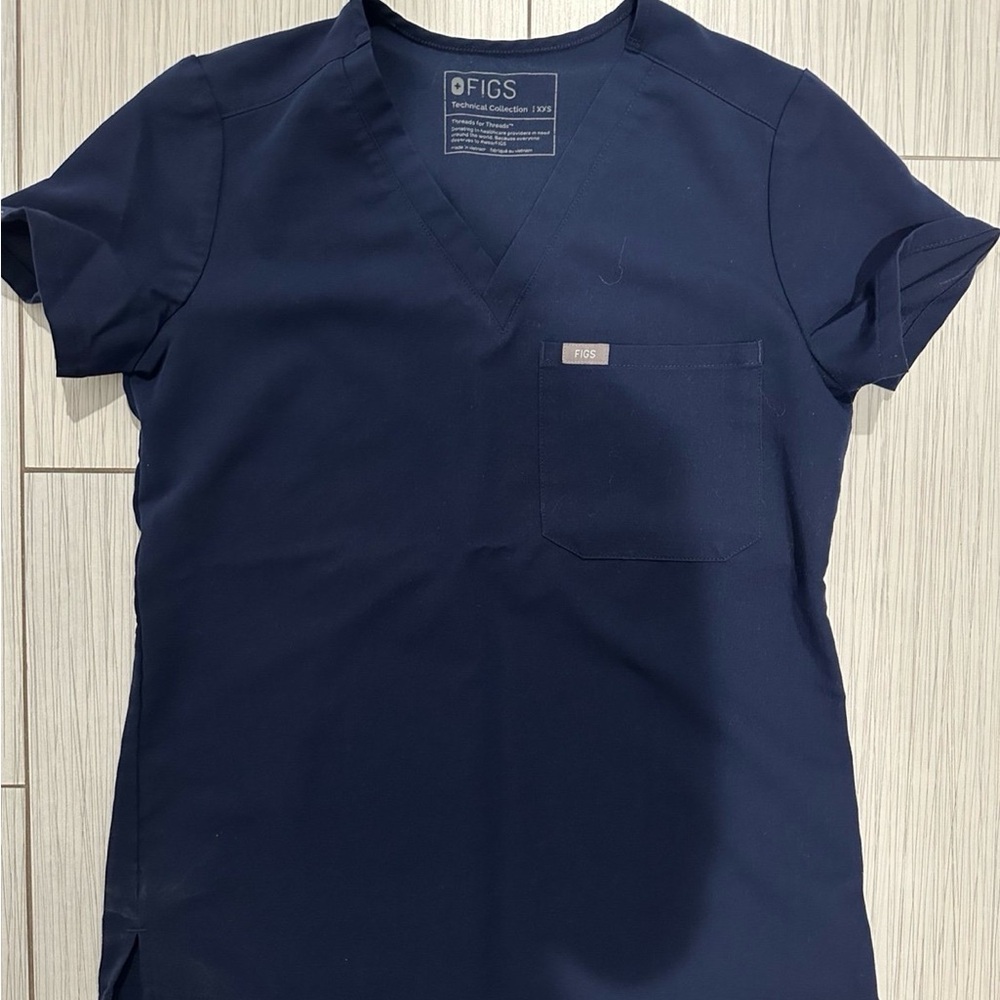 FIGS Women's Deep Blue Short Sleeve Top